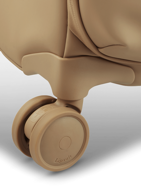 Lipault Lost In Berlin Cabin 2.0 55cm  Sandstone Lipault Lost In Berlin Cabin 2.0 55cm  Sandstone