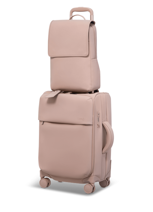 Lipault Lost In Berlin Square Backpack 2.0  Rose Quartz Lipault Lost In Berlin Square Backpack 2.0  Rose Quartz