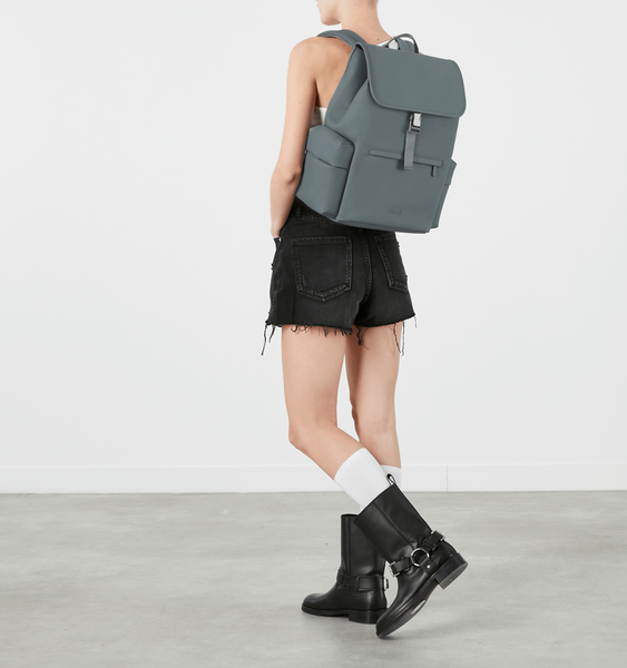 Lost In Berlin Rygsæk Cargo 15.6" Lost In Berlin Rygsæk Cargo 15.6"
