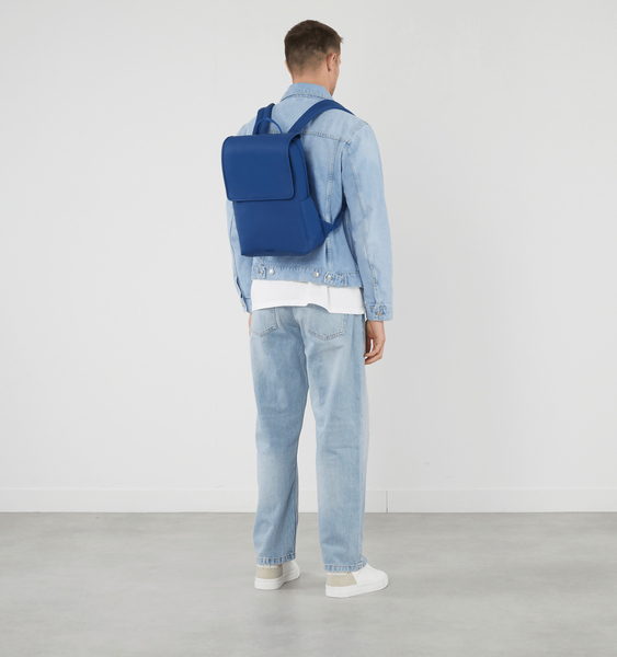 Lost In Berlin Rygsæk Square 15"