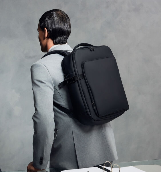 Lost In Berlin Rejserygsæk Pro 16"