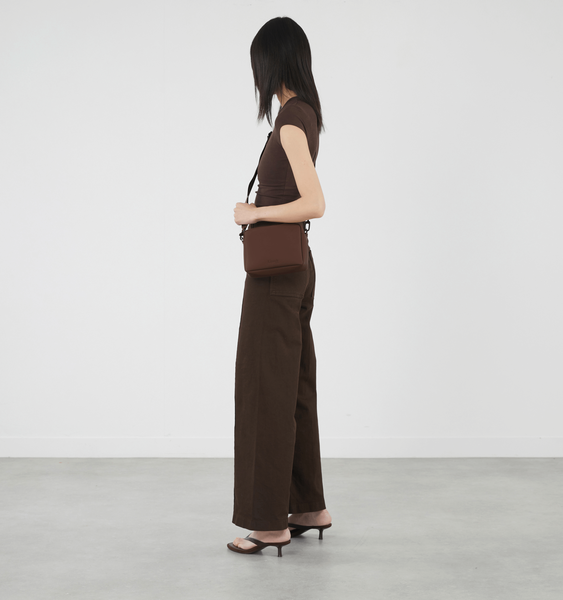 Lost In Berlin The Big Box - Crossbody-taske Lost In Berlin The Big Box - Crossbody-taske