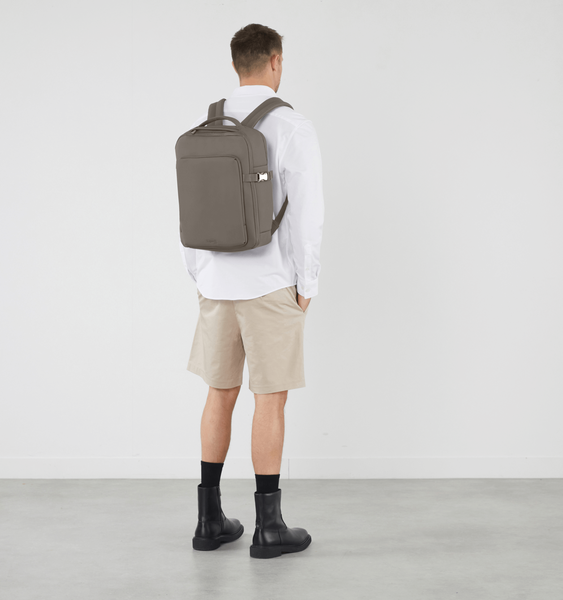 Lost In Berlin Rejserygsæk Pro 16" Lost In Berlin Rejserygsæk Pro 16"