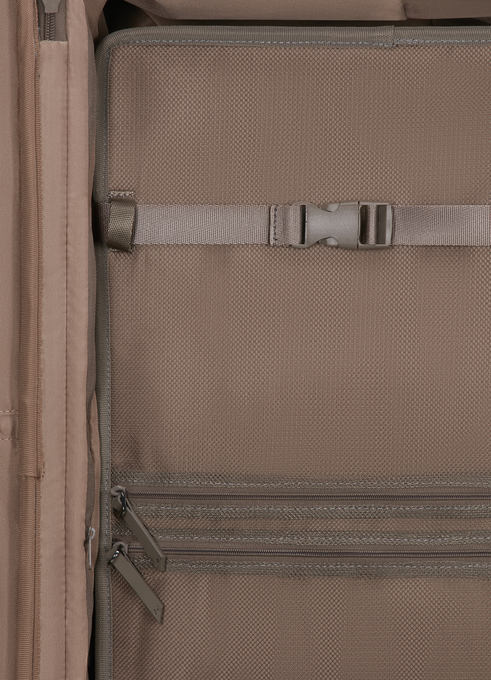 Lost In Berlin Trunk 79cm