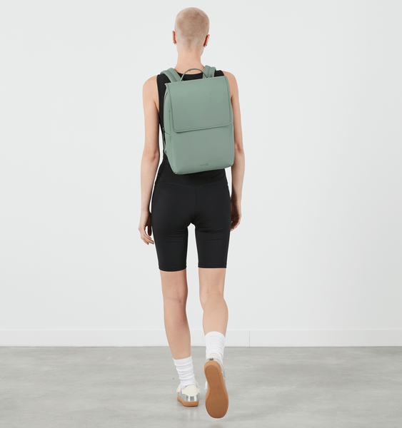 Lost In Berlin Rygsæk Square 15"